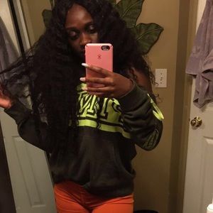 Meet your Posher, Jaye